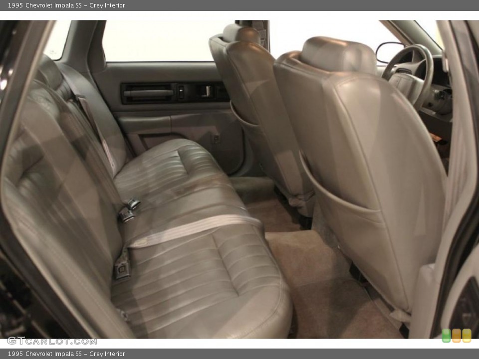 Grey Interior Photo for the 1995 Chevrolet Impala SS #49358749