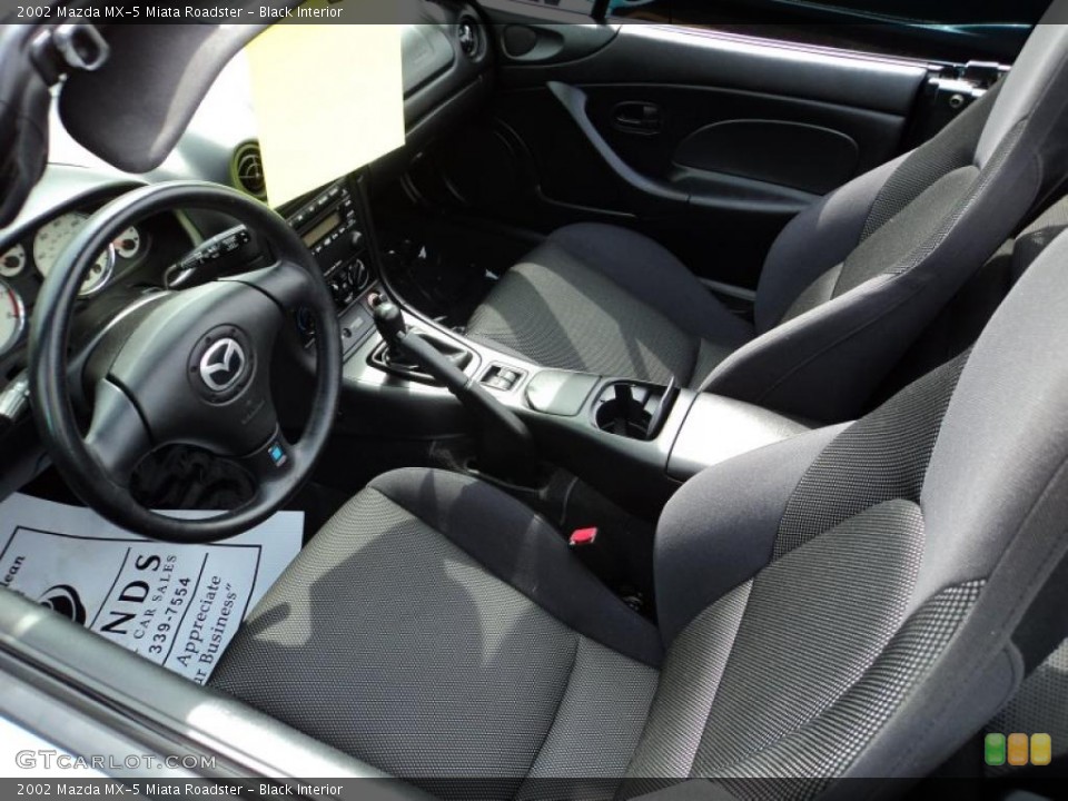 Black Interior Photo for the 2002 Mazda MX-5 Miata Roadster #49360408