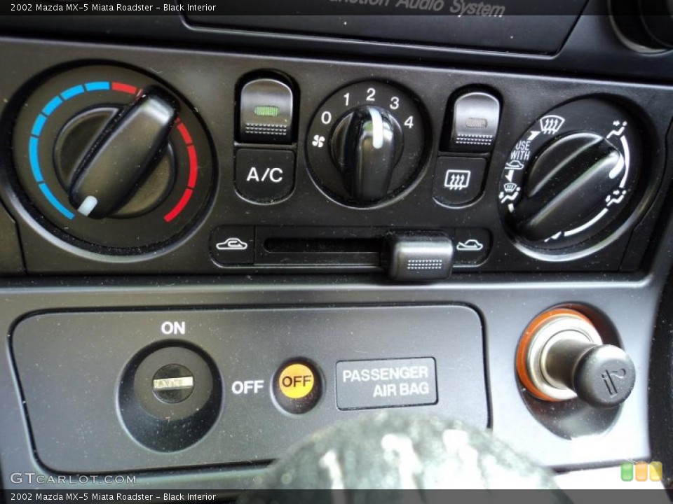 Black Interior Controls for the 2002 Mazda MX-5 Miata Roadster #49360438