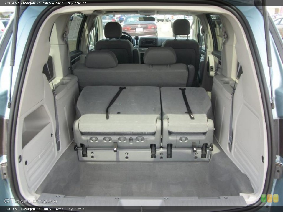 Aero Grey Interior Trunk for the 2009 Volkswagen Routan S #49362878