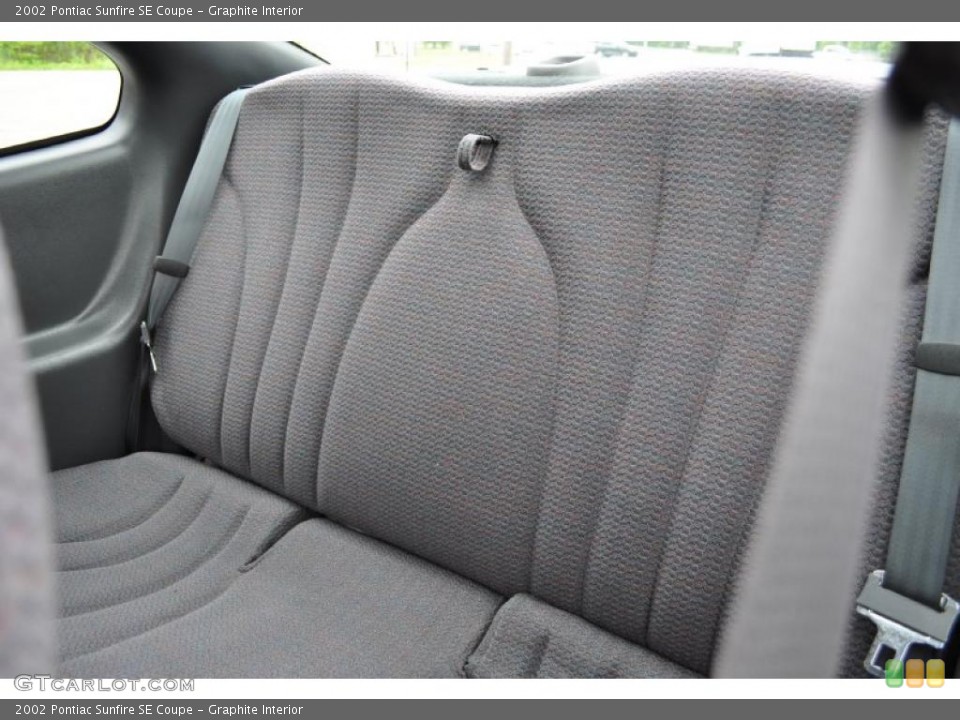 Graphite Interior Photo for the 2002 Pontiac Sunfire SE Coupe #49370306