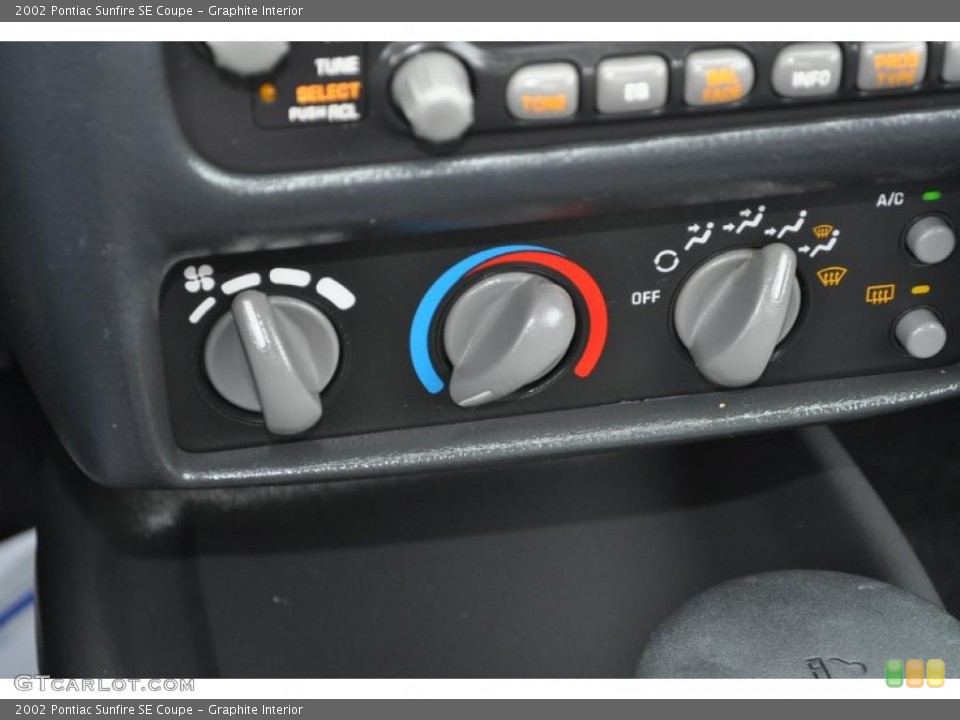 Graphite Interior Controls for the 2002 Pontiac Sunfire SE Coupe #49370426