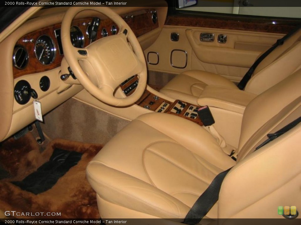 Tan Interior Photo for the 2000 Rolls-Royce Corniche  #49372448