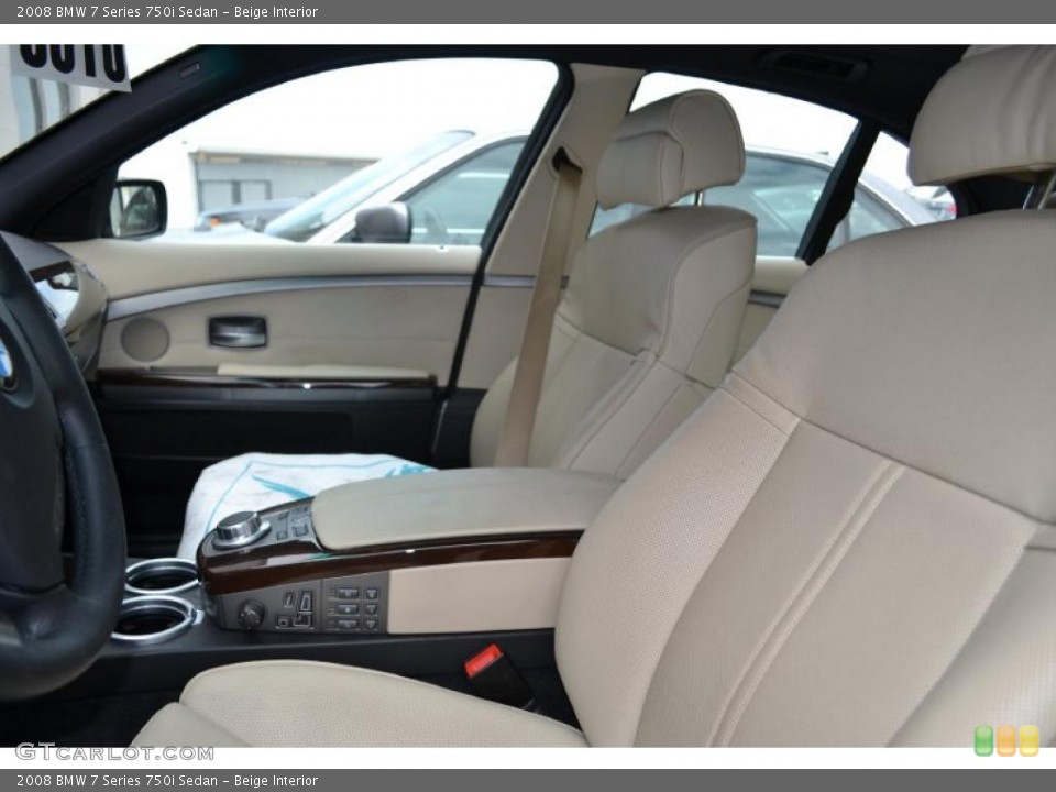 Beige Interior Photo for the 2008 BMW 7 Series 750i Sedan #49383953