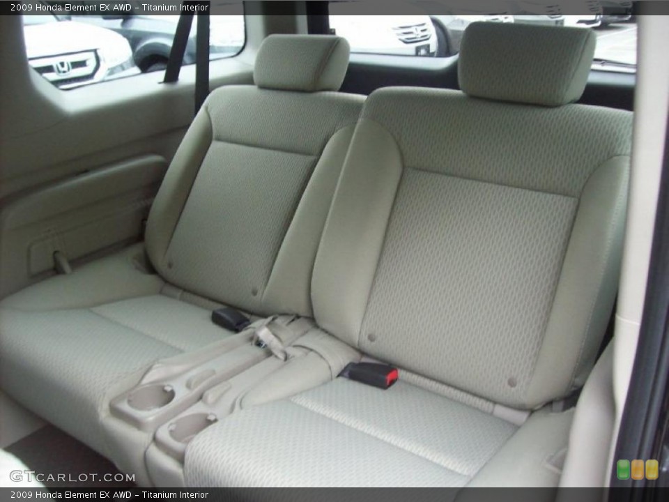 Titanium Interior Photo for the 2009 Honda Element EX AWD #49395926