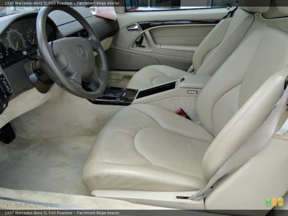 Parchment Beige Interior Photo for the 1997 Mercedes-Benz SL 500 Roadster #49397021