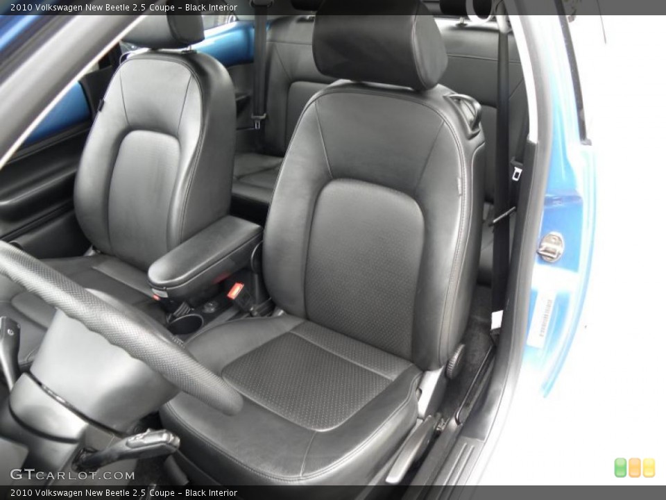 Black Interior Photo for the 2010 Volkswagen New Beetle 2.5 Coupe #49400996
