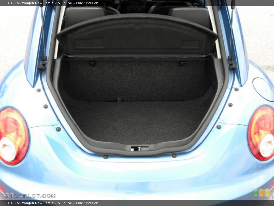 Black Interior Trunk for the 2010 Volkswagen New Beetle 2.5 Coupe #49401113