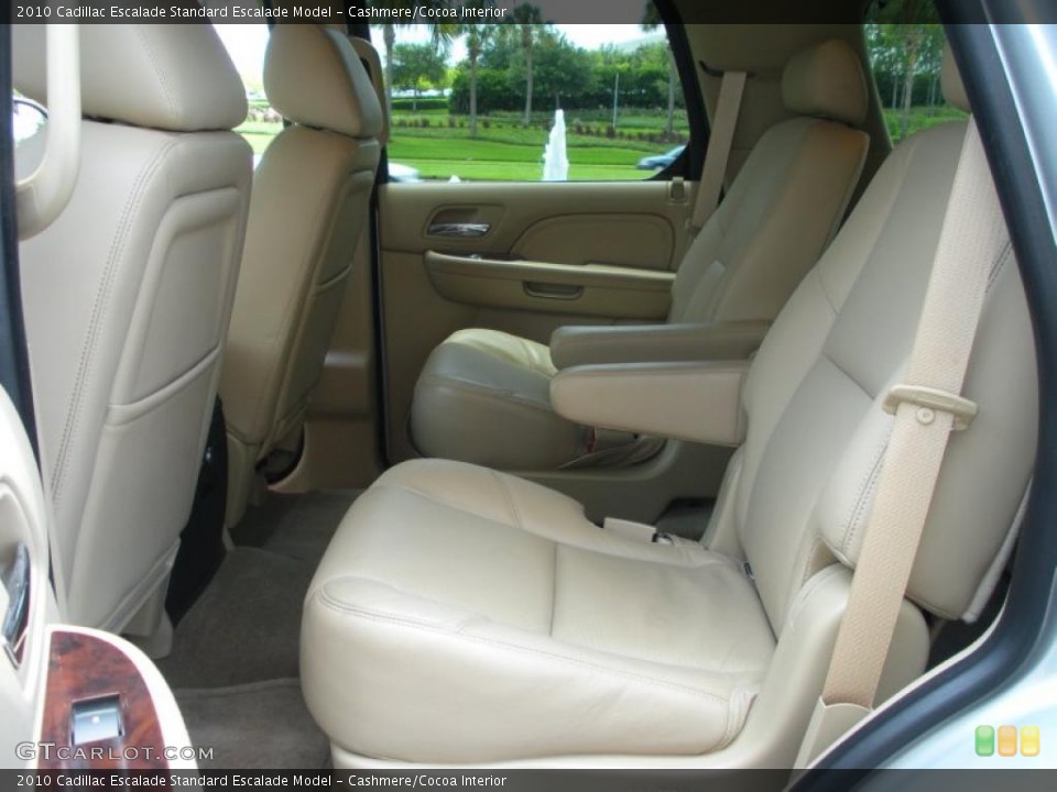 Cashmere/Cocoa Interior Photo for the 2010 Cadillac Escalade  #49403570
