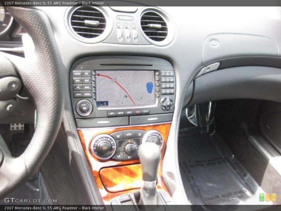 Black Interior Controls for the 2007 Mercedes-Benz SL 55 AMG Roadster #49404095
