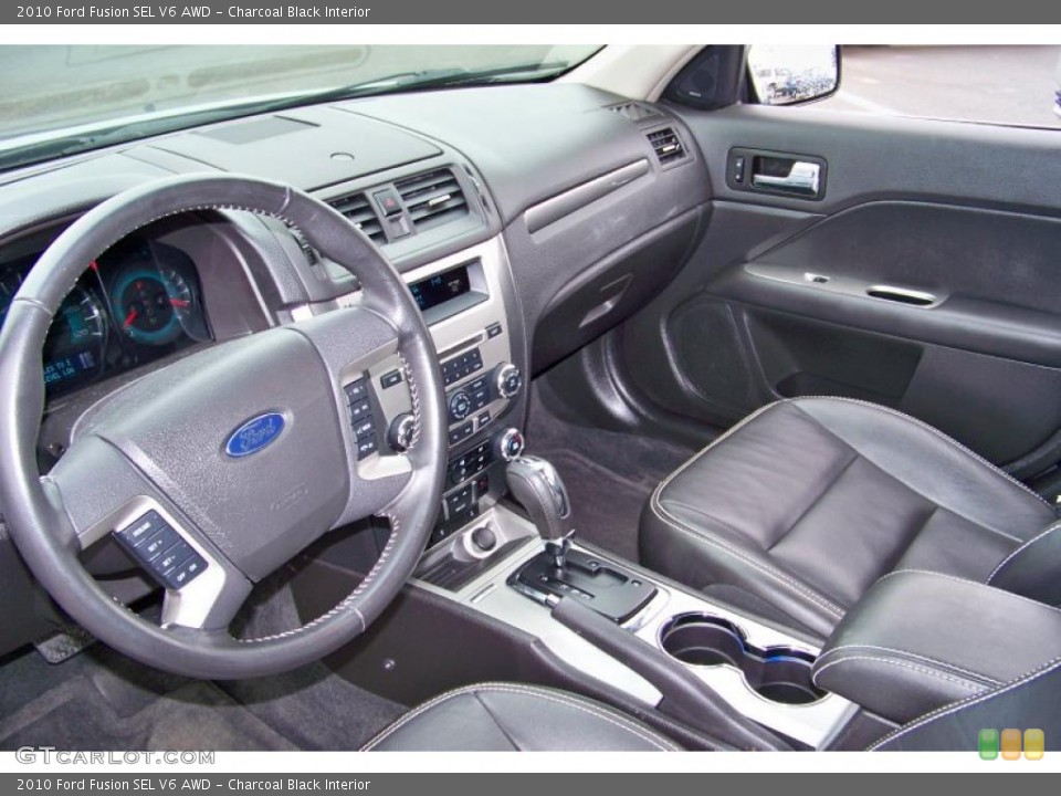 Charcoal Black Interior Photo for the 2010 Ford Fusion SEL V6 AWD #49405662