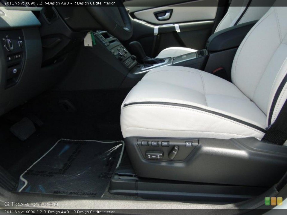 R Design Calcite Interior Photo for the 2011 Volvo XC90 3.2 R-Design AWD #49409139