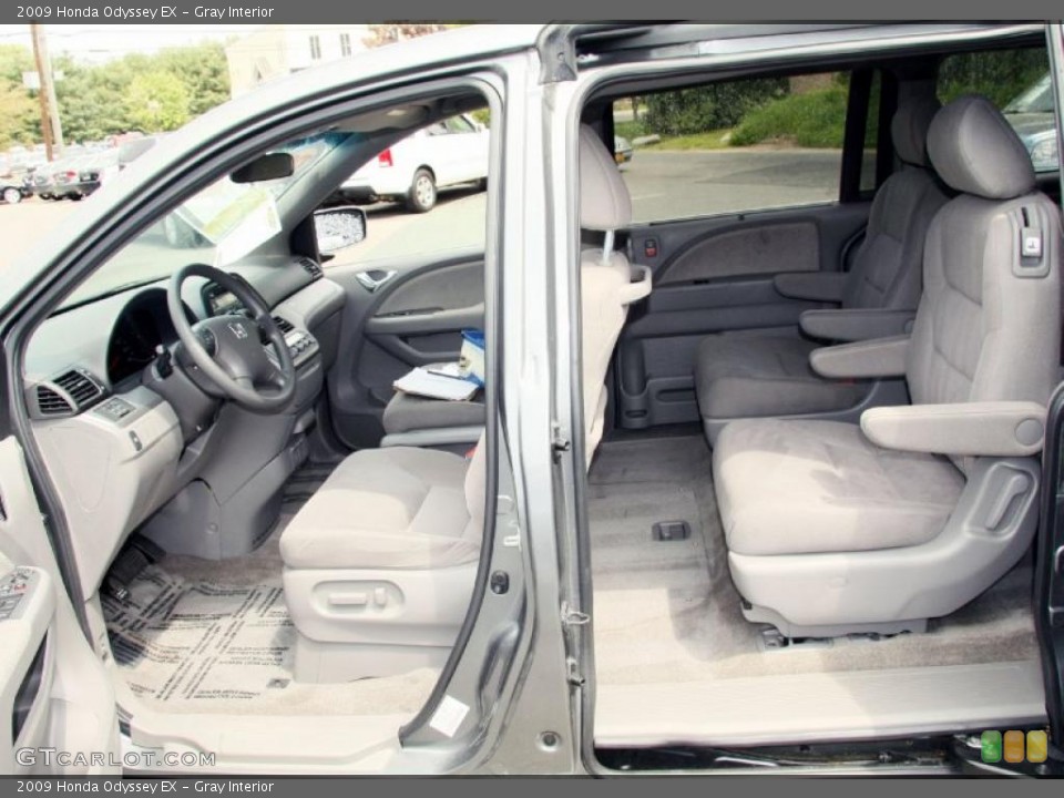 Gray Interior Photo for the 2009 Honda Odyssey EX #49410732