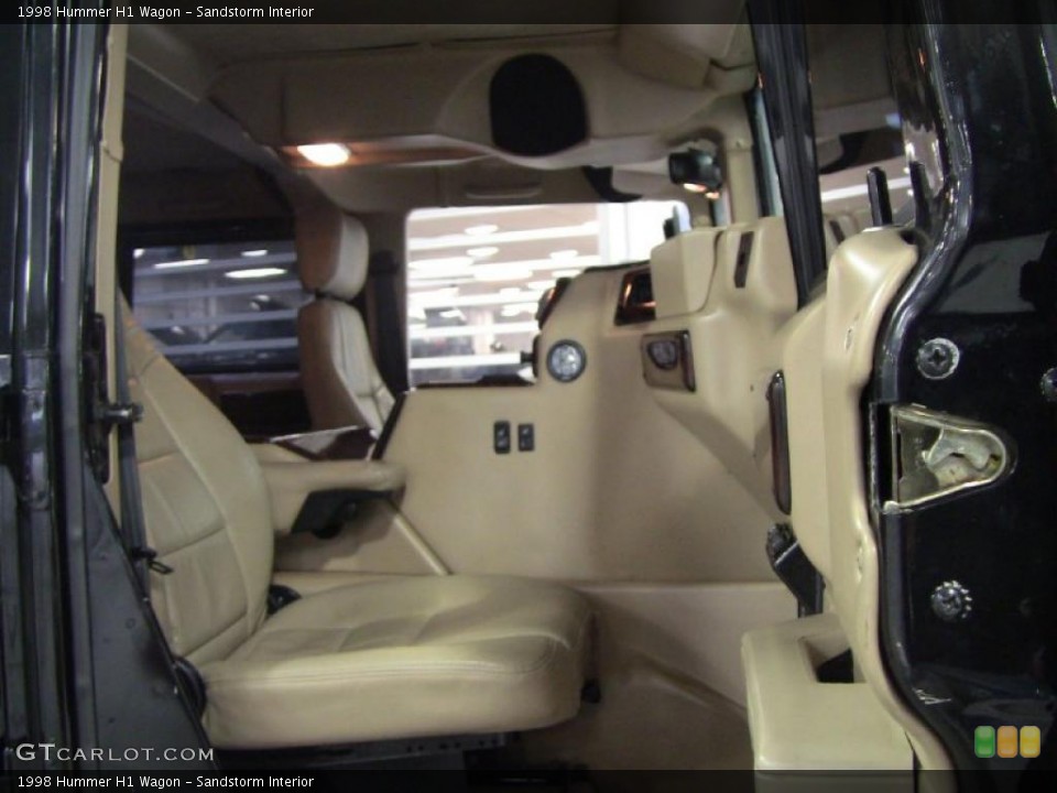 Sandstorm Interior Photo for the 1998 Hummer H1 Wagon #49415725
