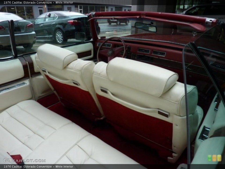 White Interior Photo for the 1976 Cadillac Eldorado Convertible #49420399