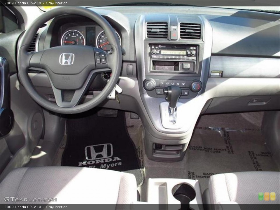 Gray Interior Photo for the 2009 Honda CR-V LX #49426696
