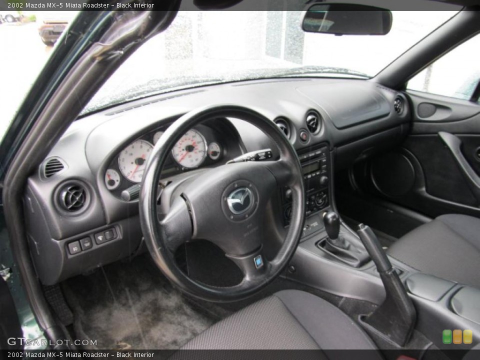 Black Interior Photo for the 2002 Mazda MX-5 Miata Roadster #49434808