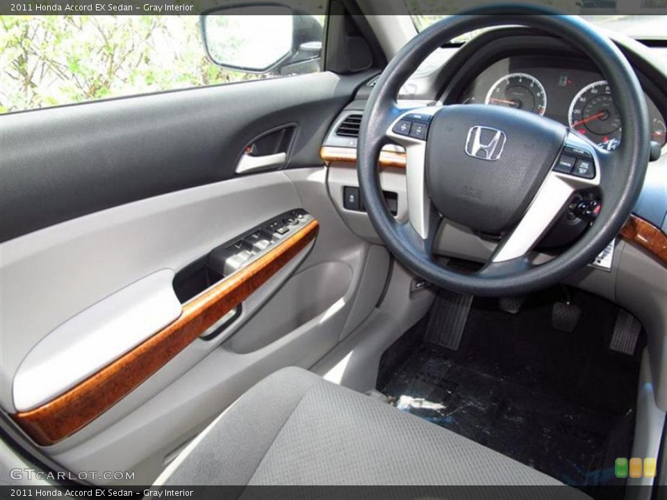 Gray Interior Photo for the 2011 Honda Accord EX Sedan #49449463