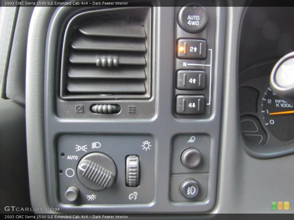 Dark Pewter Interior Controls for the 2003 GMC Sierra 1500 SLE Extended Cab 4x4 #49450546