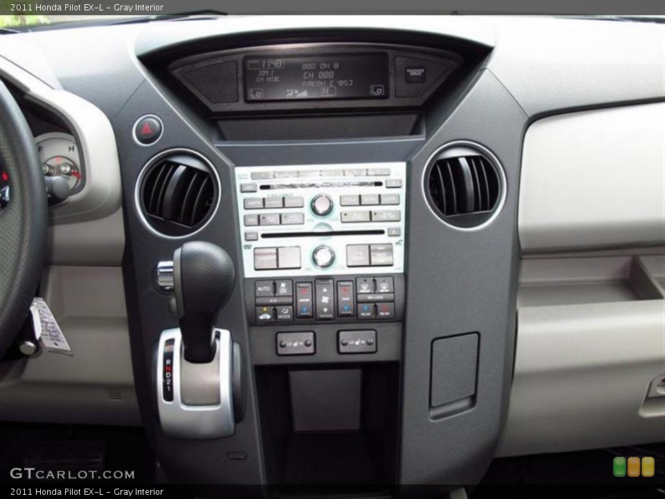 Gray Interior Controls for the 2011 Honda Pilot EX-L #49453756