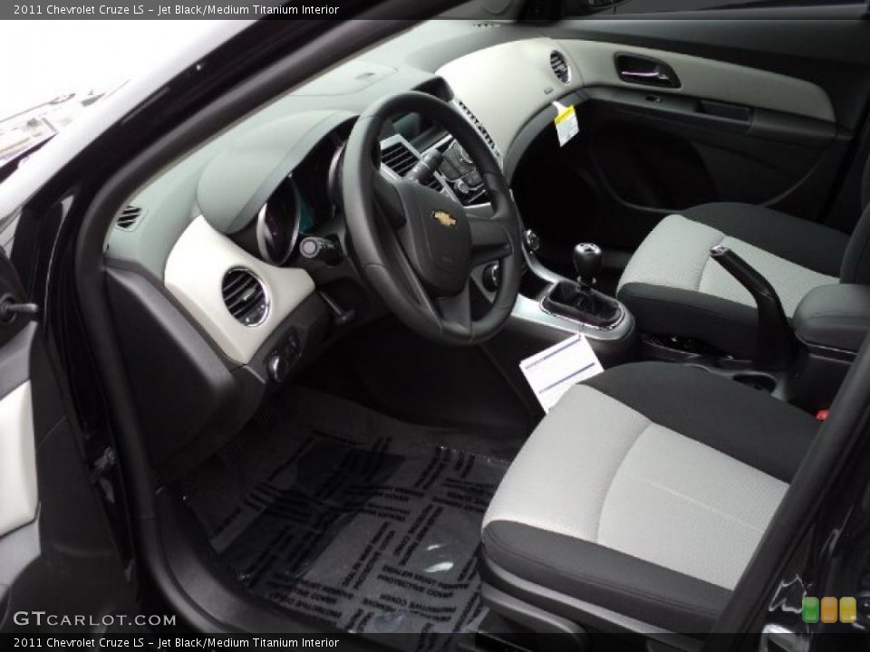 Jet Black/Medium Titanium Interior Photo for the 2011 Chevrolet Cruze LS #49460116