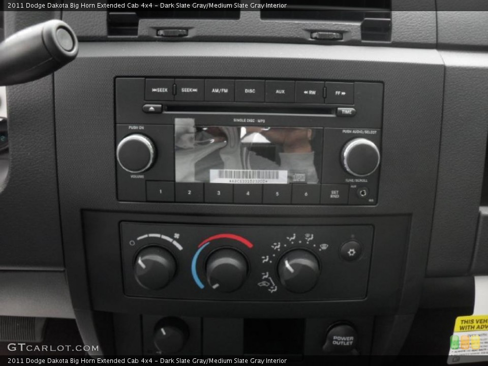 Dark Slate Gray/Medium Slate Gray Interior Controls for the 2011 Dodge Dakota Big Horn Extended Cab 4x4 #49464415