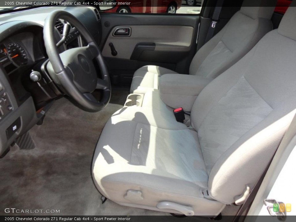 Sport Pewter Interior Photo for the 2005 Chevrolet Colorado Z71 Regular Cab 4x4 #49465684