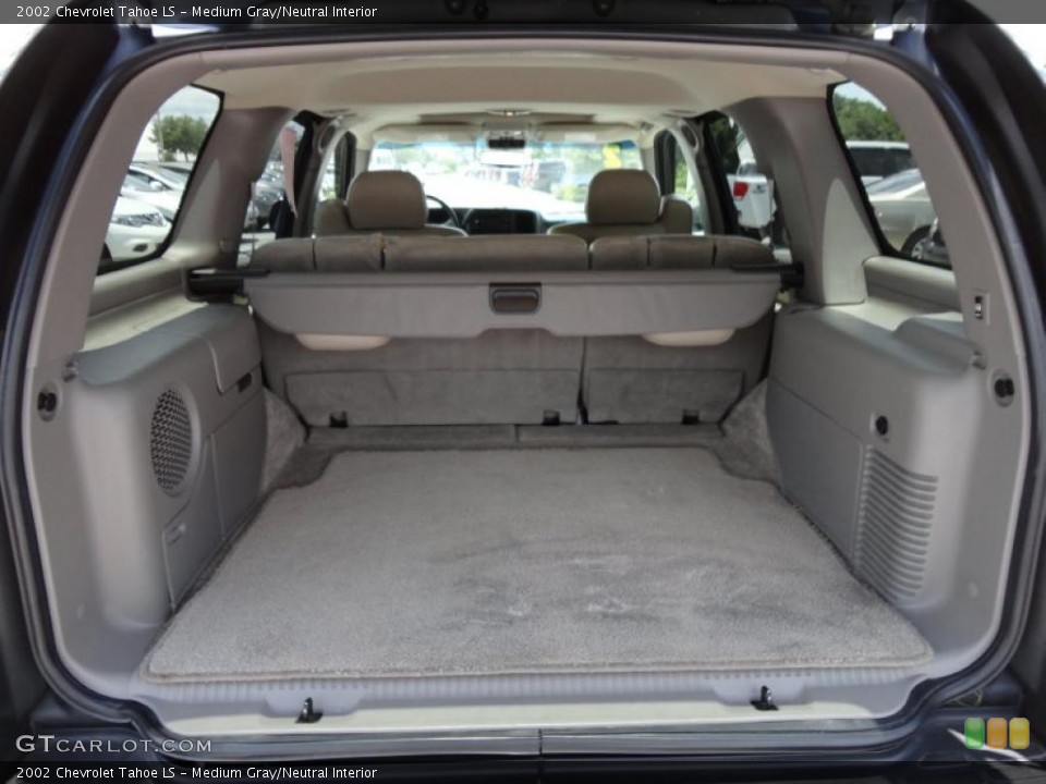 Medium Gray/Neutral Interior Trunk for the 2002 Chevrolet Tahoe LS #49467058