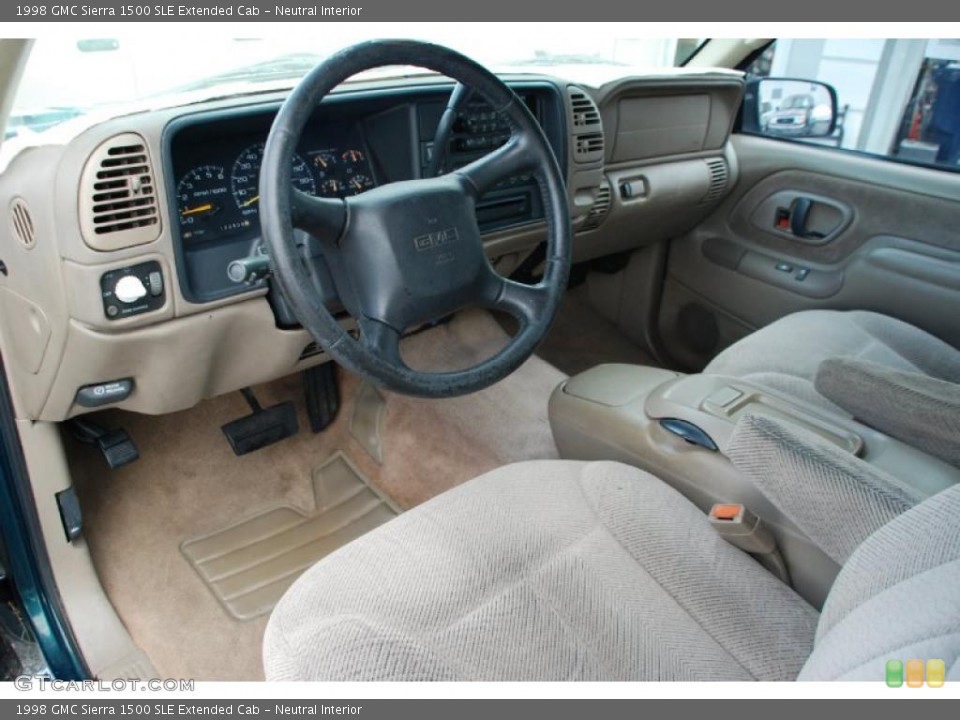Neutral Interior Photo for the 1998 GMC Sierra 1500 SLE Extended Cab #49468618