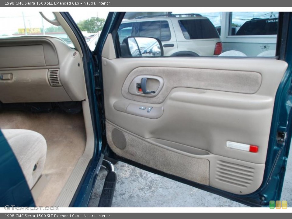 Neutral Interior Door Panel for the 1998 GMC Sierra 1500 SLE Extended Cab #49468633