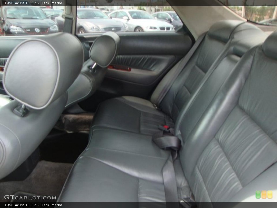 Black Interior Photo for the 1998 Acura TL 3.2 #49471563