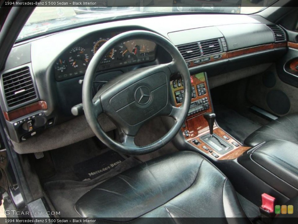 Black Interior Photo for the 1994 Mercedes-Benz S 500 Sedan #49471914