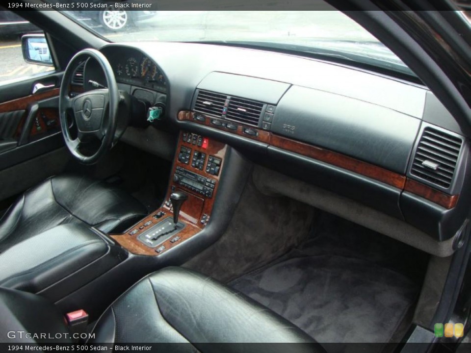 Black Interior Dashboard for the 1994 Mercedes-Benz S 500 Sedan #49471929