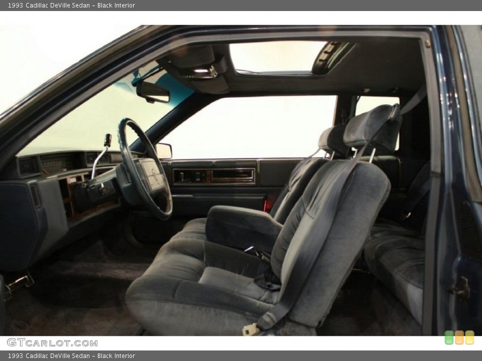 Black Interior Photo for the 1993 Cadillac DeVille Sedan #49476663