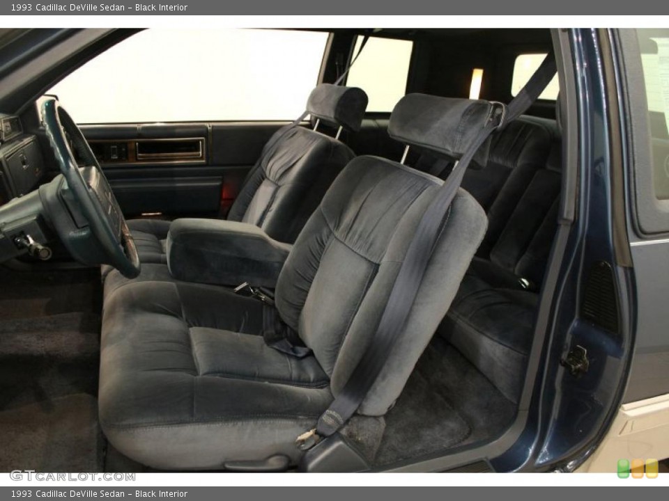 Black Interior Photo for the 1993 Cadillac DeVille Sedan #49476675