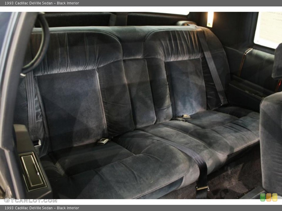 Black Interior Photo for the 1993 Cadillac DeVille Sedan #49476747