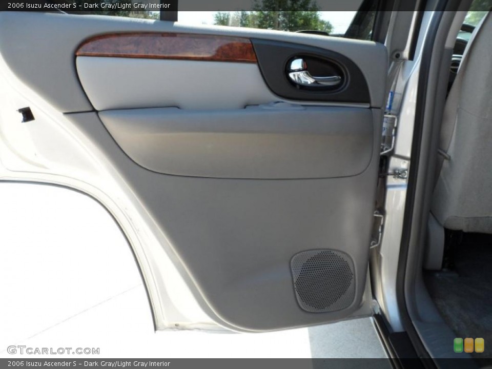Dark Gray/Light Gray Interior Door Panel for the 2006 Isuzu Ascender S #49479513