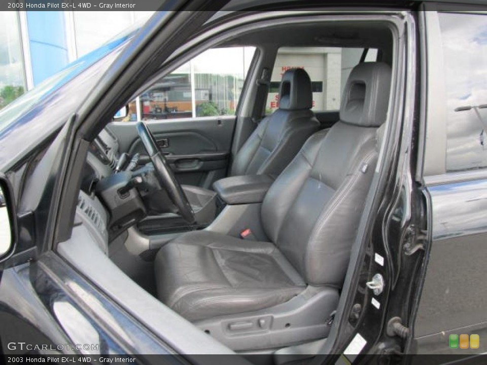Gray Interior Photo for the 2003 Honda Pilot EX-L 4WD #49480761