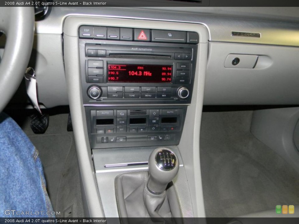 Black Interior Controls for the 2008 Audi A4 2.0T quattro S-Line Avant #49485381