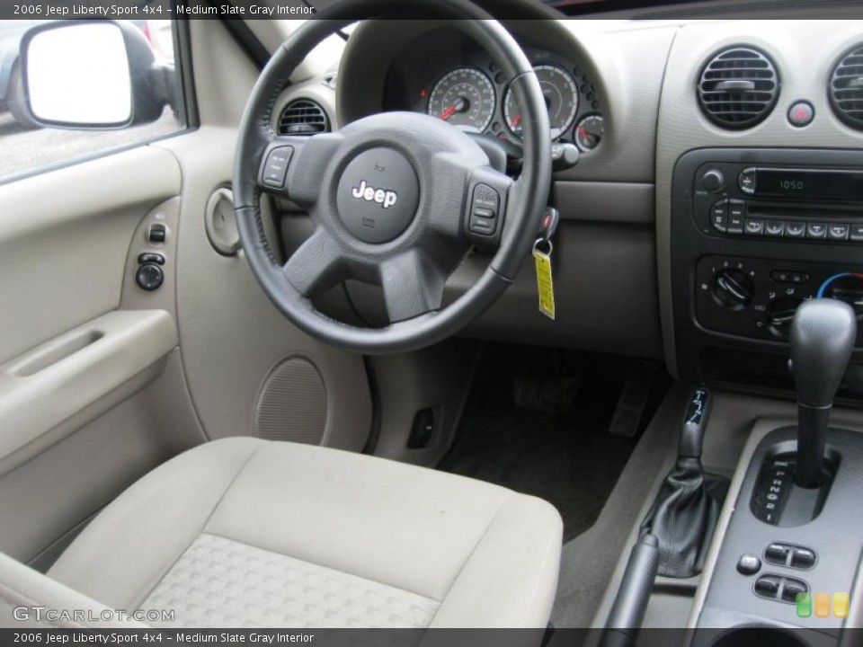 Medium Slate Gray Interior Photo for the 2006 Jeep Liberty Sport 4x4 #49486854