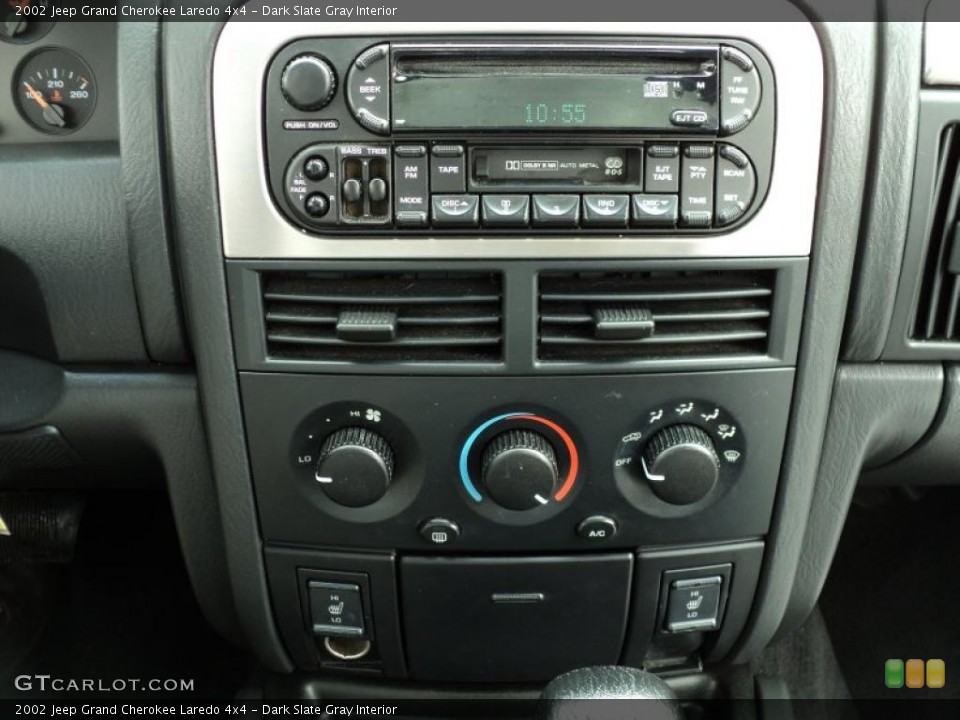 Dark Slate Gray Interior Controls for the 2002 Jeep Grand Cherokee Laredo 4x4 #49488387