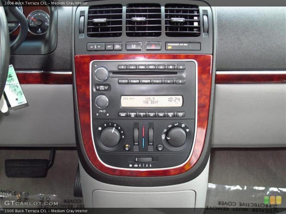 Medium Gray Interior Controls for the 2006 Buick Terraza CXL #49488615