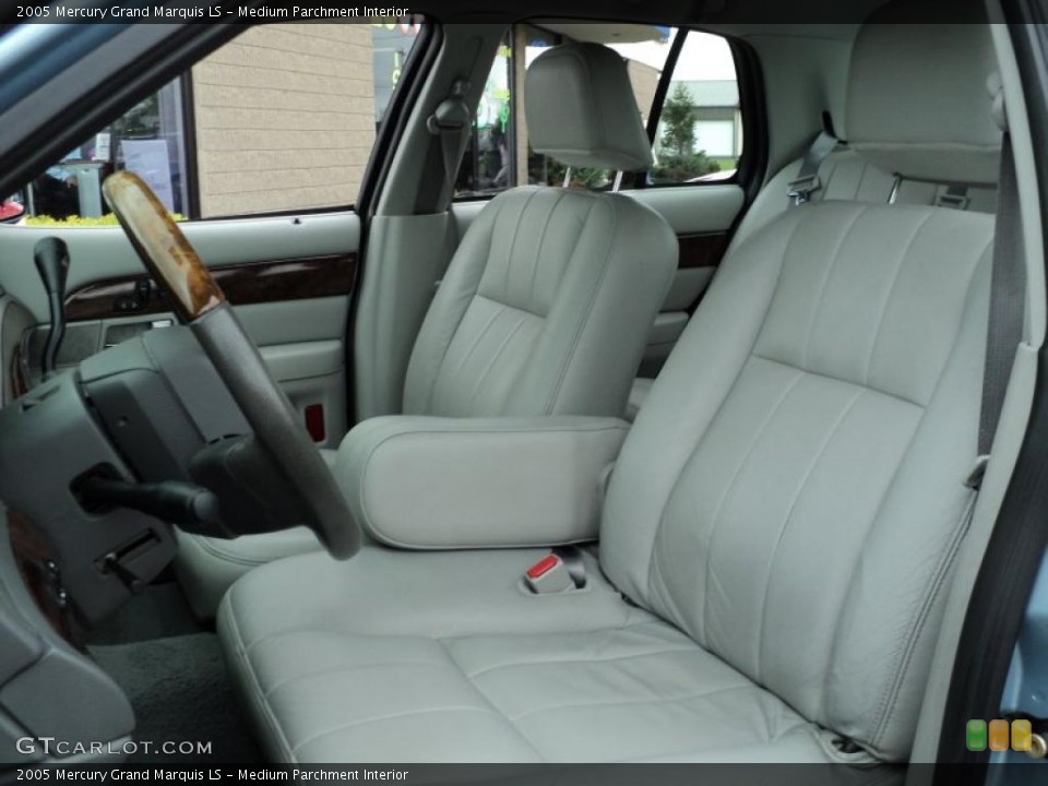 Medium Parchment Interior Photo for the 2005 Mercury Grand Marquis LS #49488735