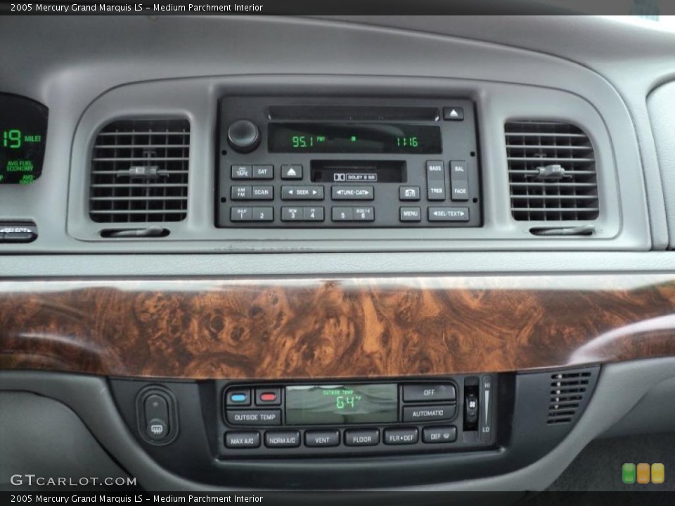 Medium Parchment Interior Controls for the 2005 Mercury Grand Marquis LS #49489017
