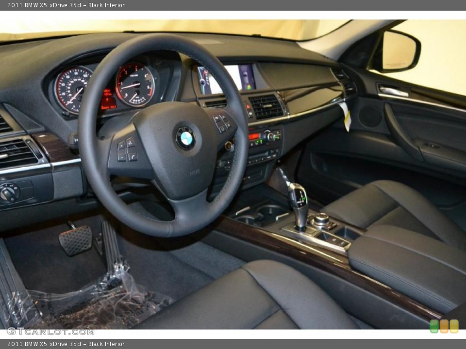 Black Interior Photo for the 2011 BMW X5 xDrive 35d #49490523