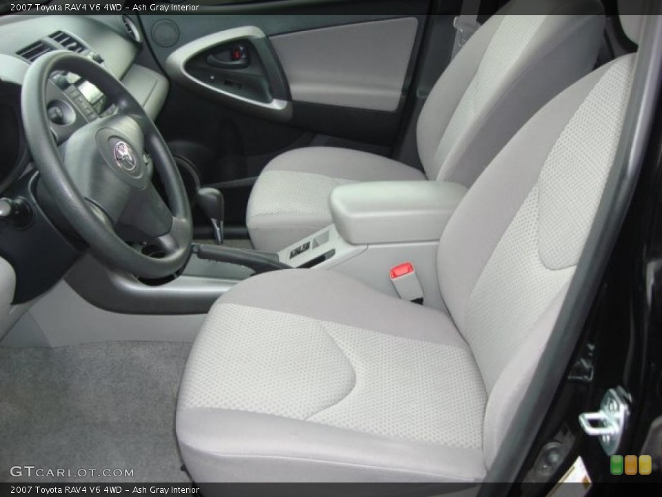 Ash Gray Interior Photo for the 2007 Toyota RAV4 V6 4WD #49493805