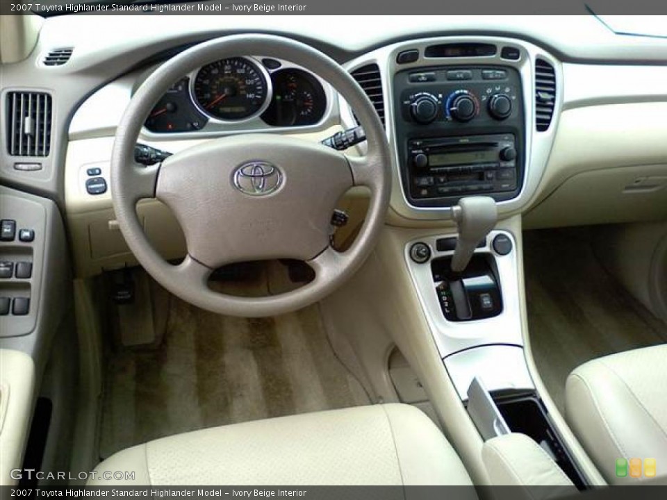 Ivory Beige Interior Photo for the 2007 Toyota Highlander  #49498722
