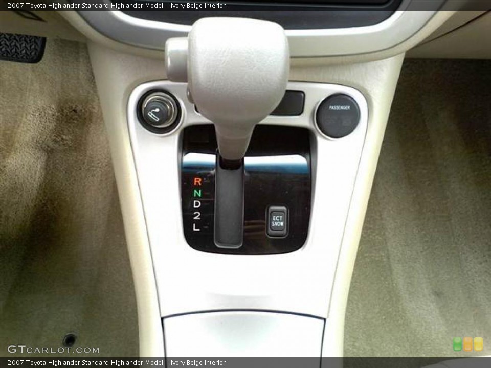 Ivory Beige Interior Transmission for the 2007 Toyota Highlander  #49498776