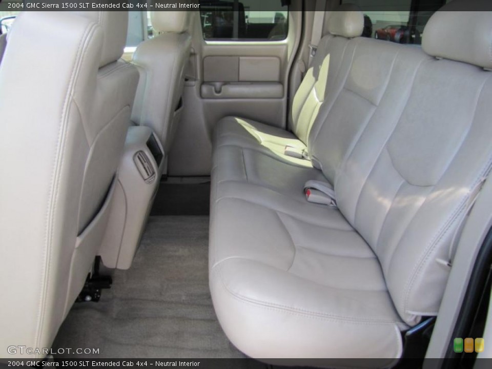 Neutral Interior Photo for the 2004 GMC Sierra 1500 SLT Extended Cab 4x4 #49502562