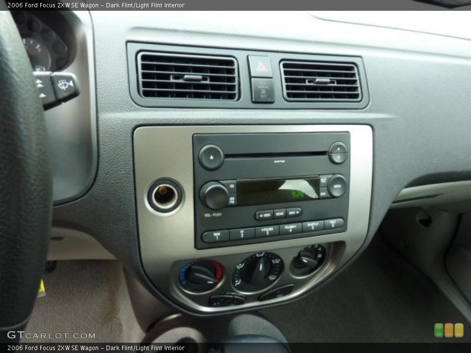 Dark Flint/Light Flint Interior Controls for the 2006 Ford Focus ZXW SE Wagon #49505076